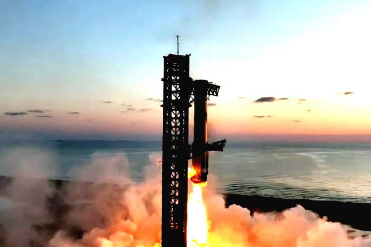 SpaceX Makes History with Mechazilla’s First Successful Starship Booster Catch